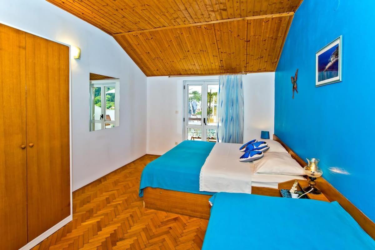 Villa Mateljan Zastražišće Eksteriør billede