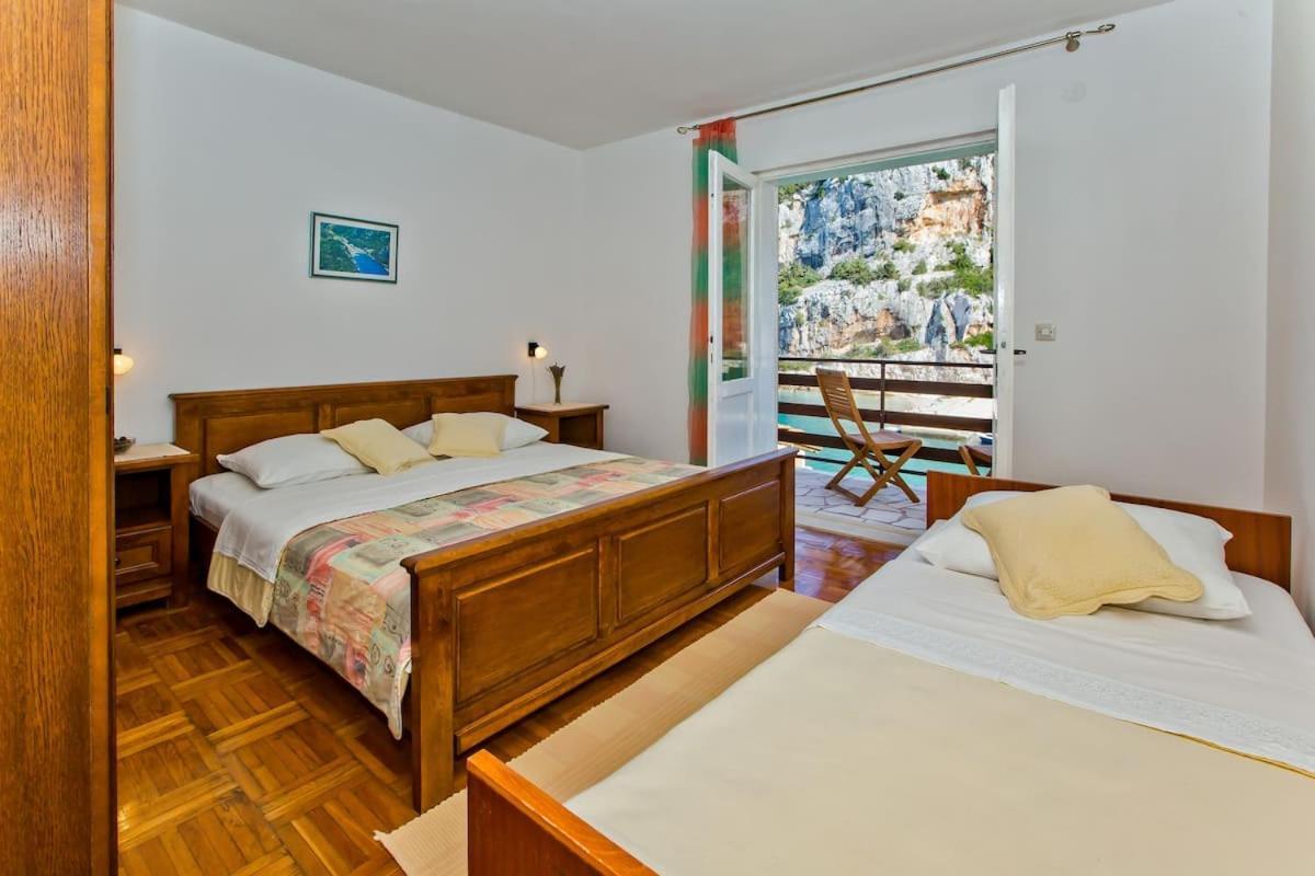 Villa Mateljan Zastražišće Eksteriør billede