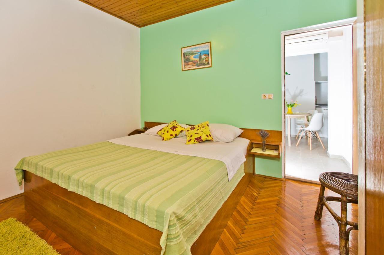 Villa Mateljan Zastražišće Eksteriør billede